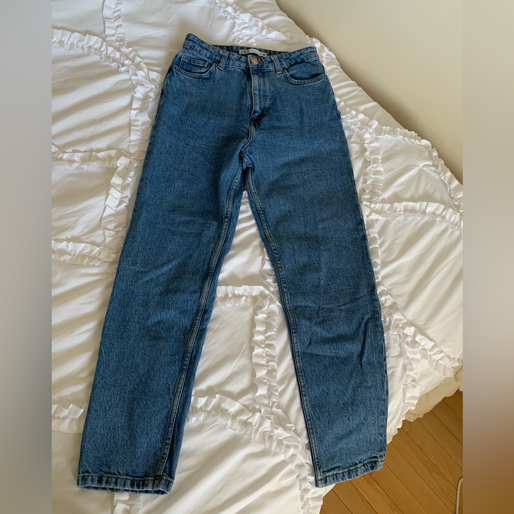 Zara Straight Leg Mom Jeans